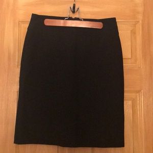 Black pencil skirt!